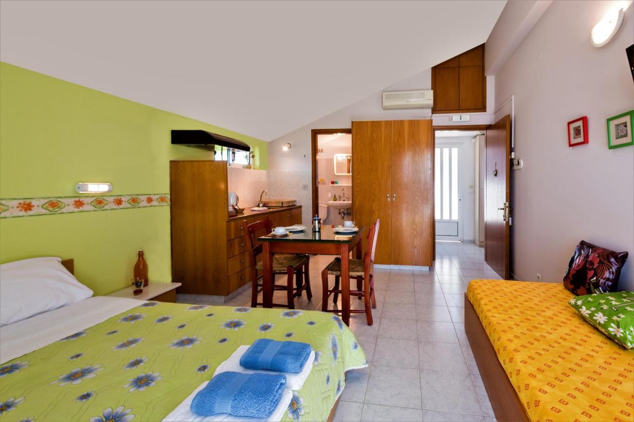 Aeolos Studios Kefalonia Khelmáta Exteriör bild