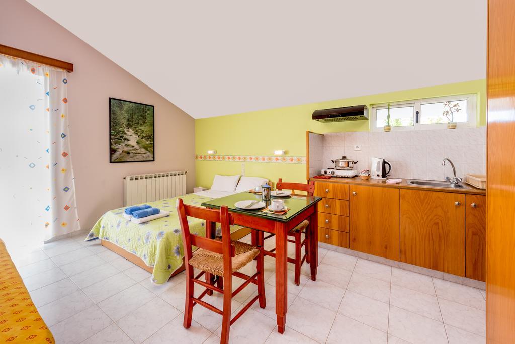Aeolos Studios Kefalonia Khelmáta Exteriör bild